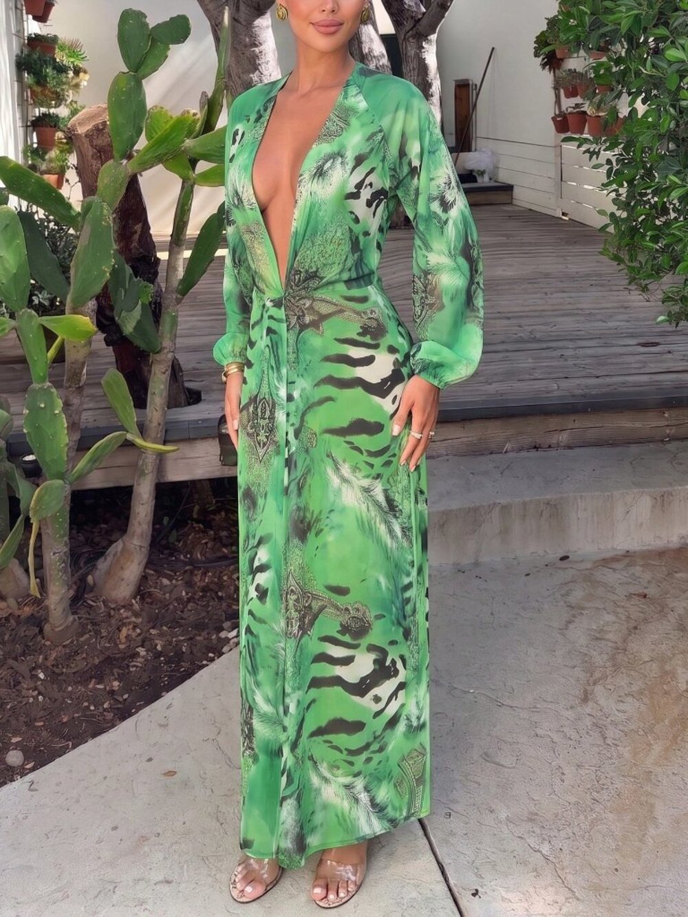 Green Casual Elegant Women's Deep V-Neck Long Sleeve Loose Dress - Picture 3 of 5